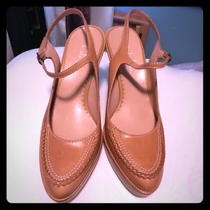 NWOT Cole Haan tan stitched straps back heels